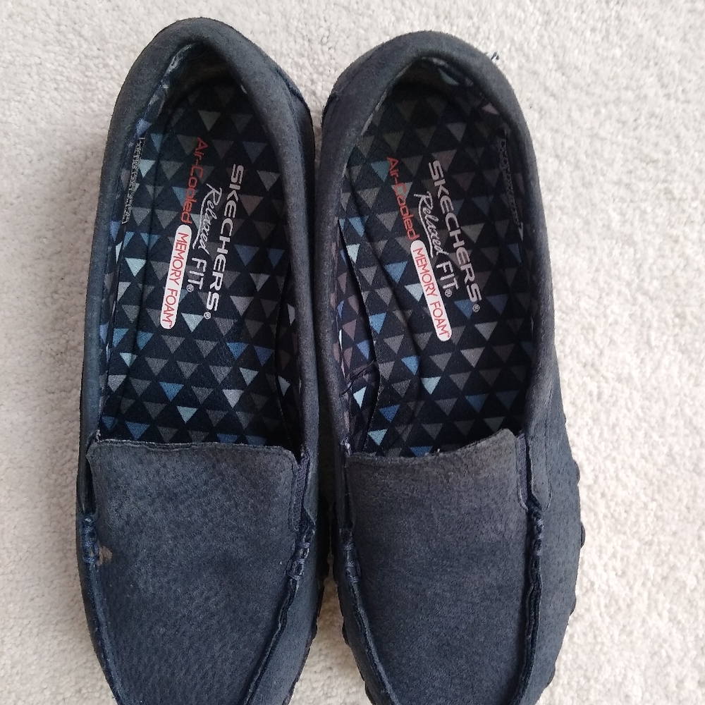 Sketchers walking shoes